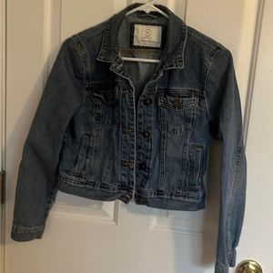 Cotton On Cropped Denim Jacket. Size 4.